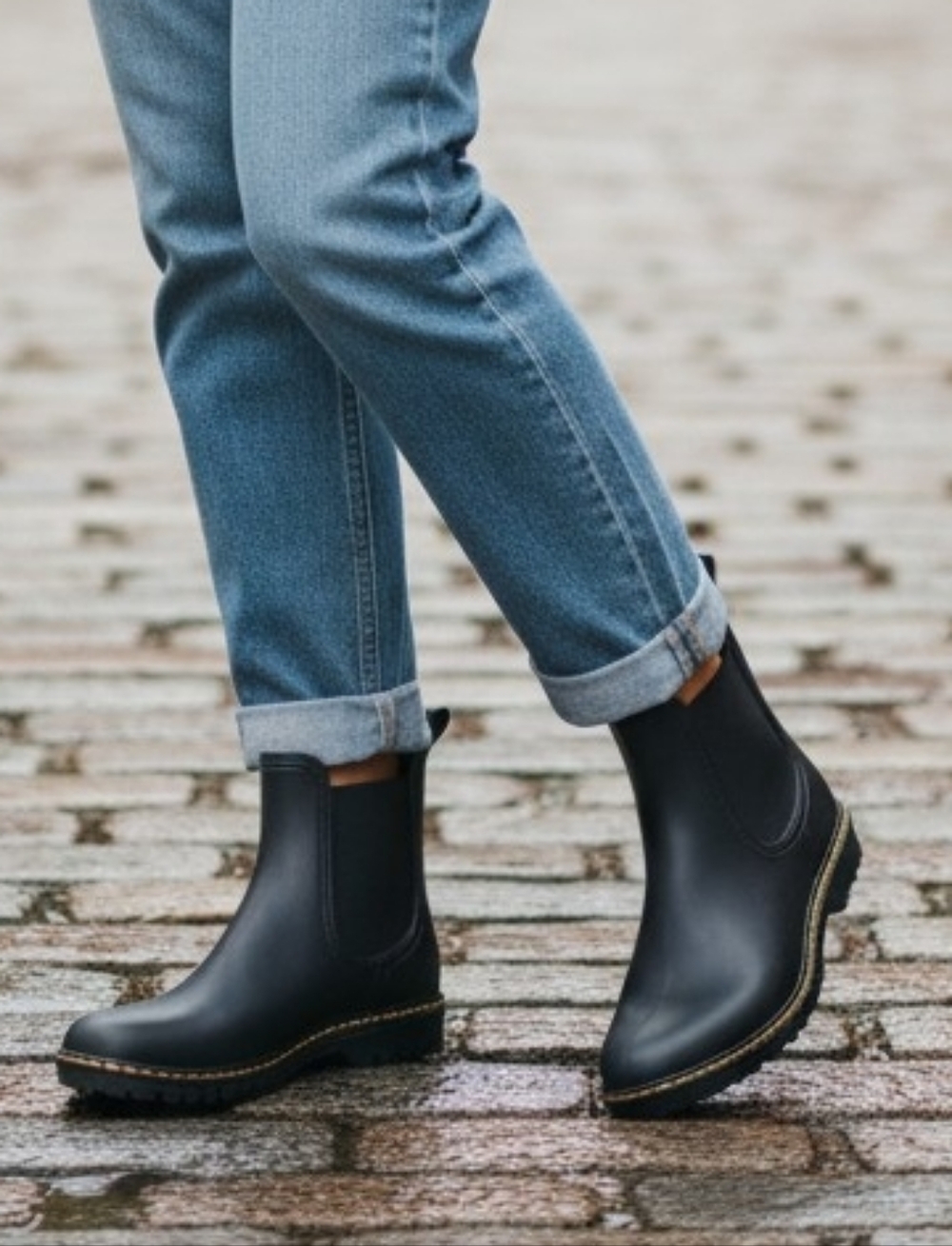 Igor Black Chelsea Ankle Boots